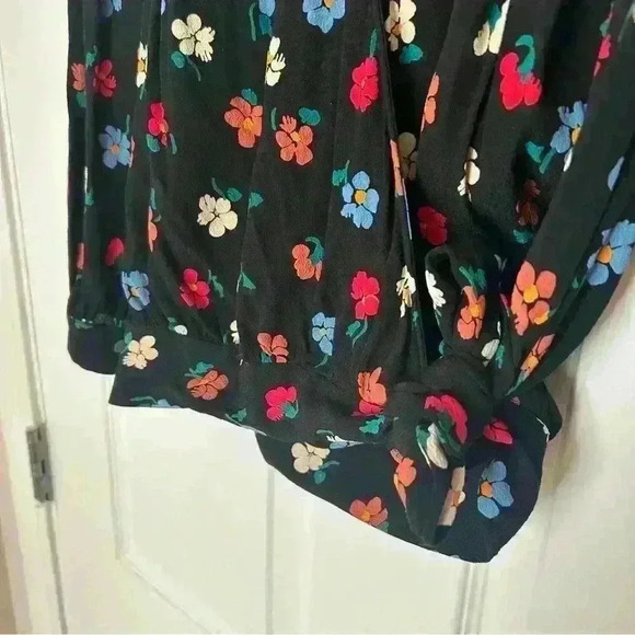 Madewell Wrap Top in Pressed Flowers - Picture 4 of 5